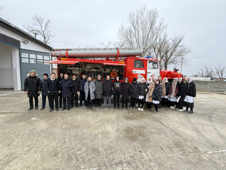 Экскурсия в Пожарную часть номер 17 с. Тарумовка.